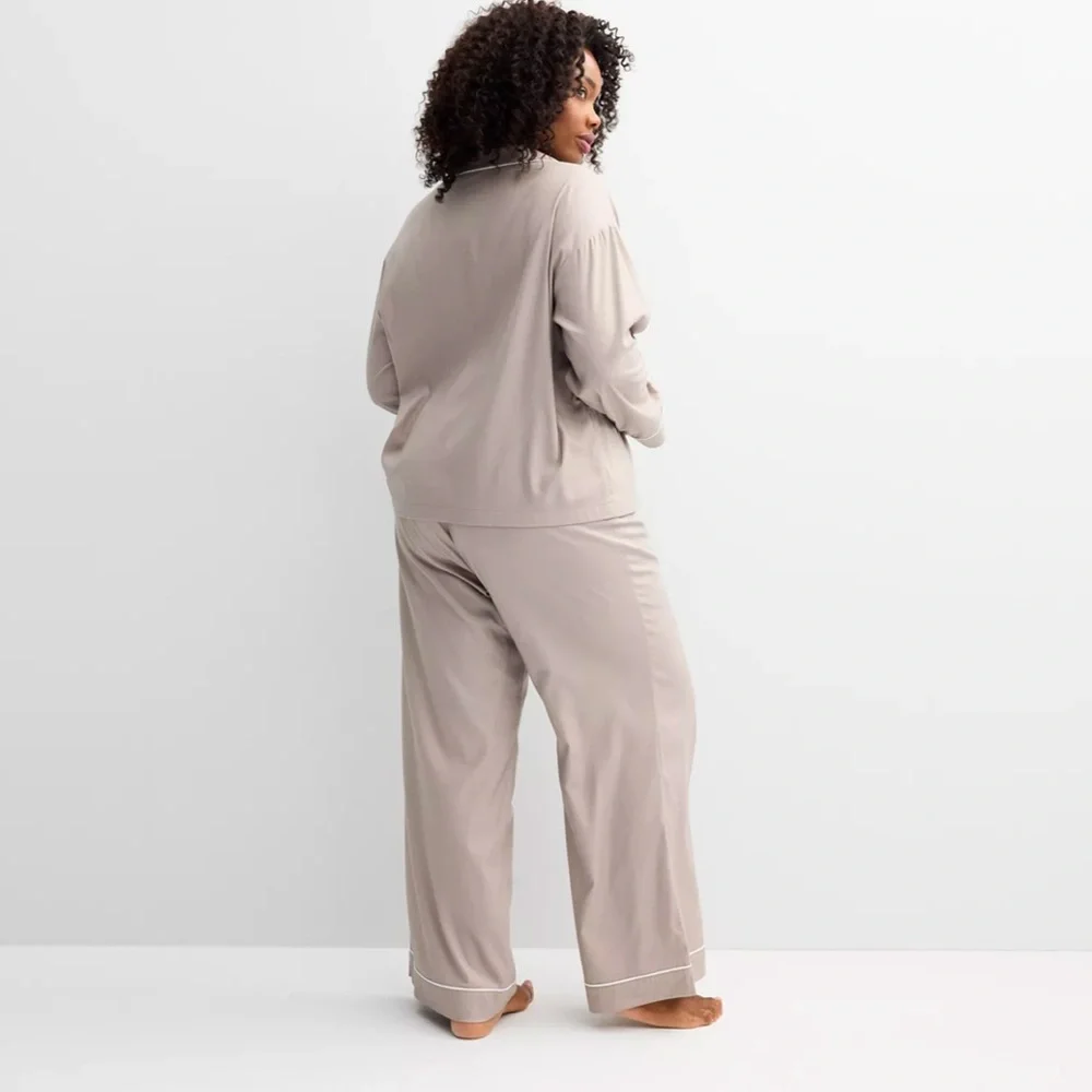 Sonoma NWOT Women’s Sleepwear 
Woven Notch Pajama Top & Pajama Pants Set medium - Picture 3 of 11